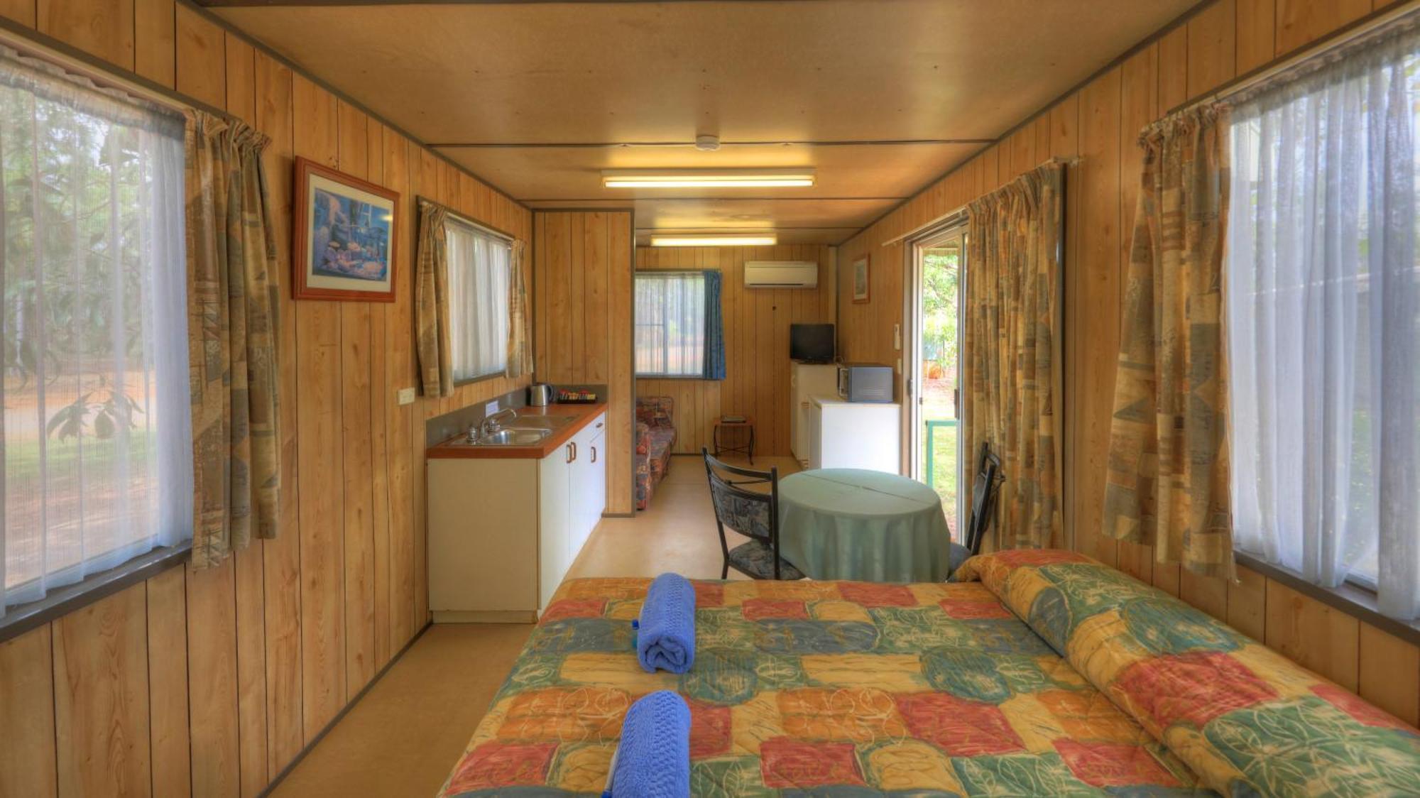 Batchelor Holiday Park エクステリア 写真